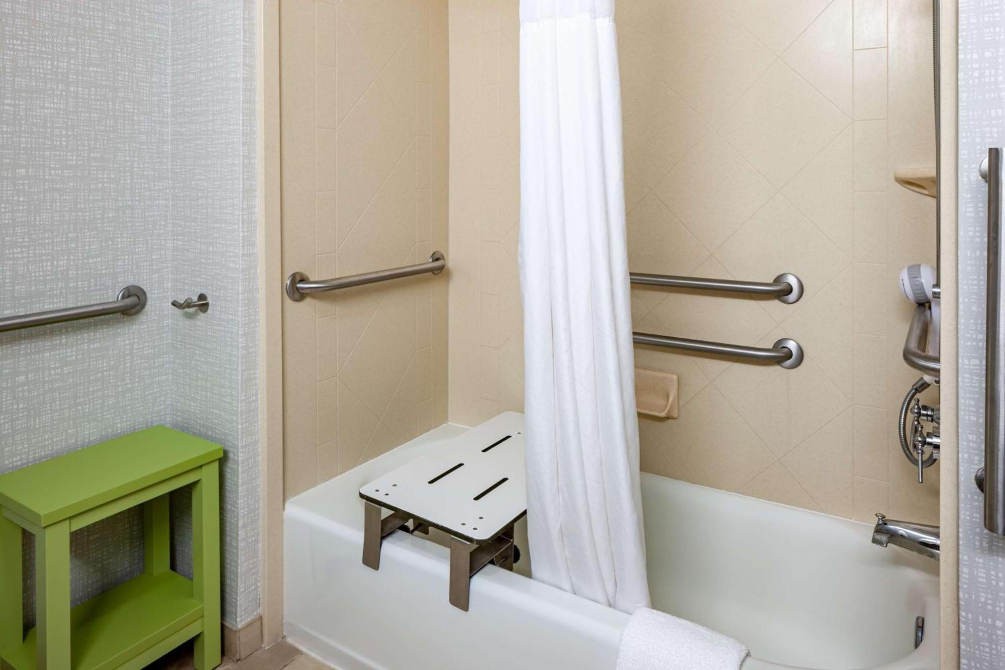 Hampton Inn & Suites Mobile I-65@ Airport Boulevard Eksteriør billede