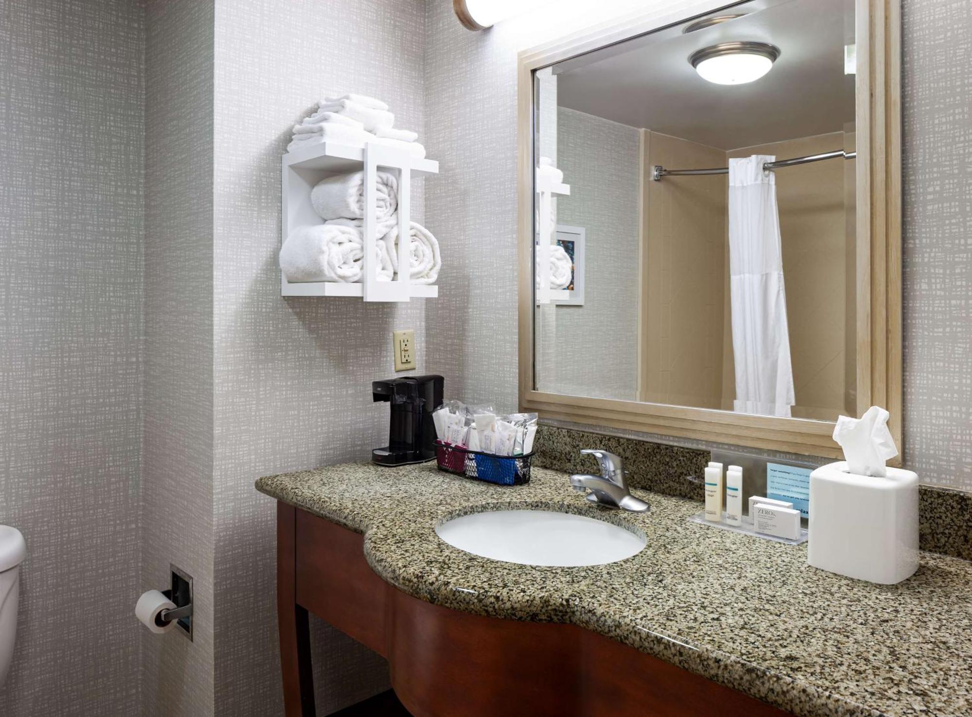 Hampton Inn & Suites Mobile I-65@ Airport Boulevard Eksteriør billede