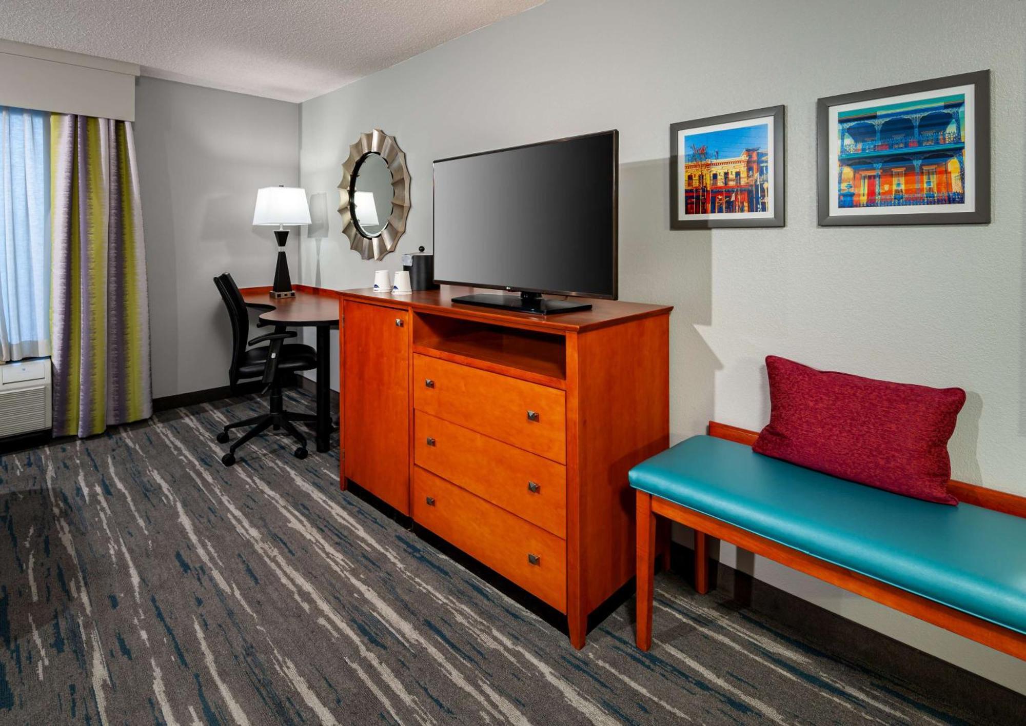 Hampton Inn & Suites Mobile I-65@ Airport Boulevard Eksteriør billede