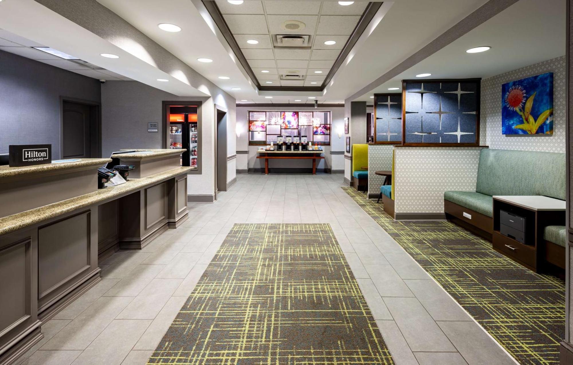 Hampton Inn & Suites Mobile I-65@ Airport Boulevard Eksteriør billede