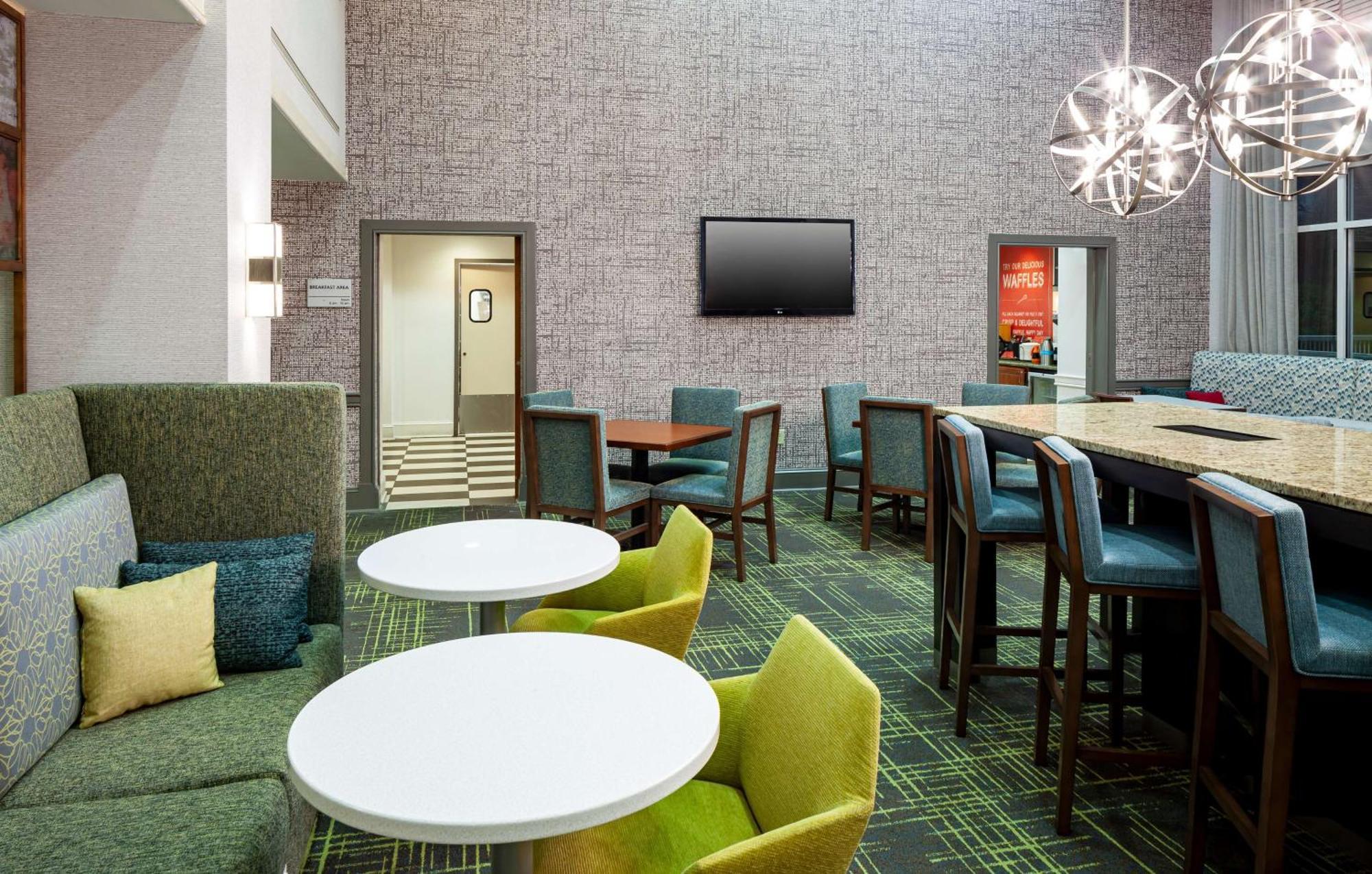 Hampton Inn & Suites Mobile I-65@ Airport Boulevard Eksteriør billede