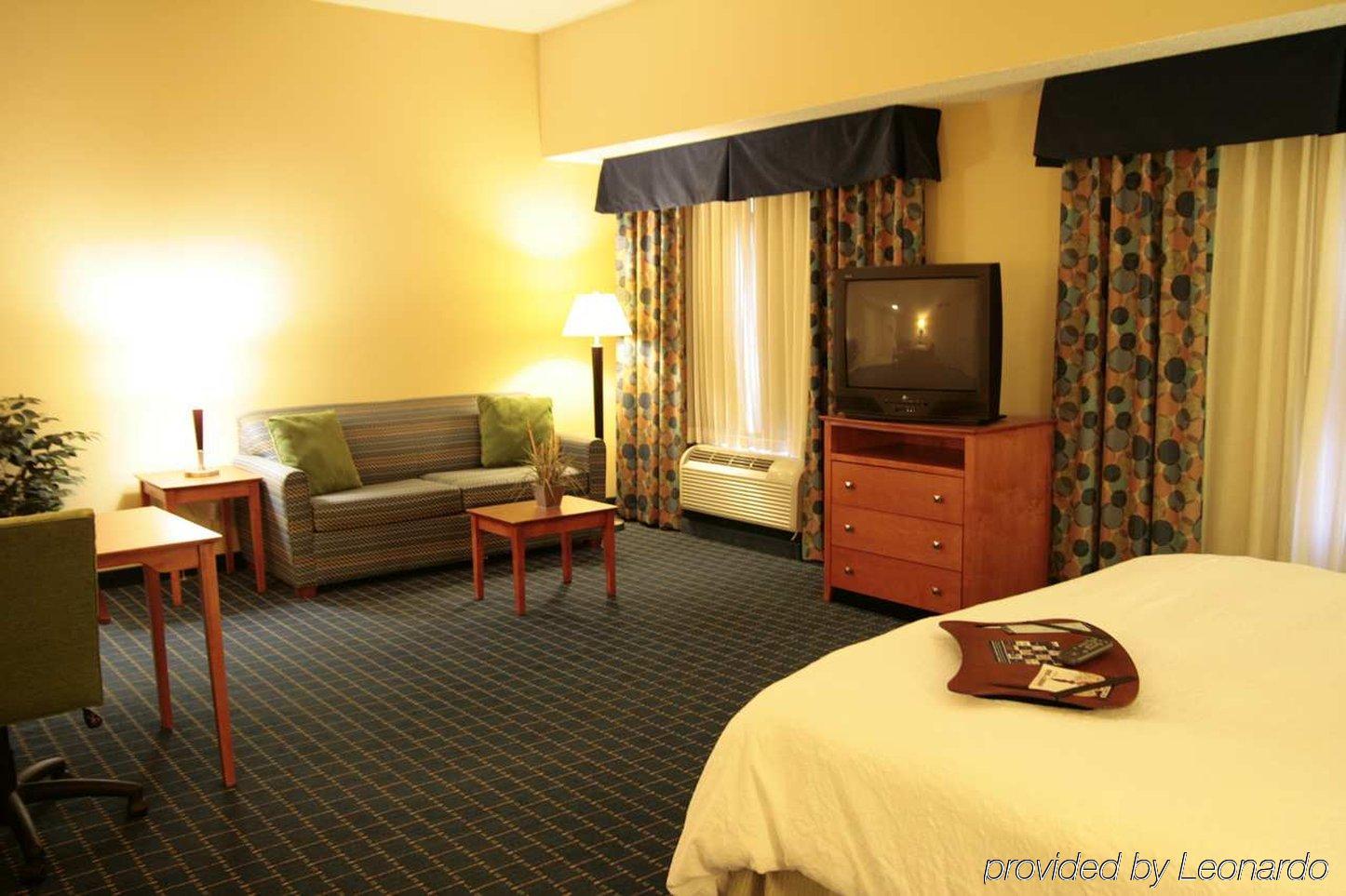 Hampton Inn & Suites Mobile I-65@ Airport Boulevard Værelse billede